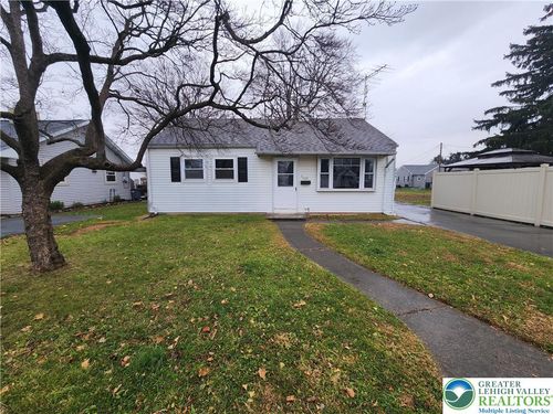 1631 North Blvd, BETHLEHEM, PA, 18017-4103 | Card Image