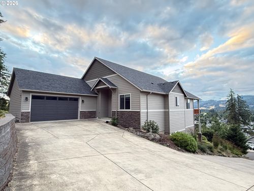 6451 Dogwood St, Springfield, OR, 97478-7751 | Card Image