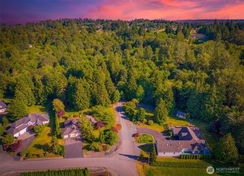 5555 70th Dr Se, Snohomish, WA, 98290-5185 | Card Image