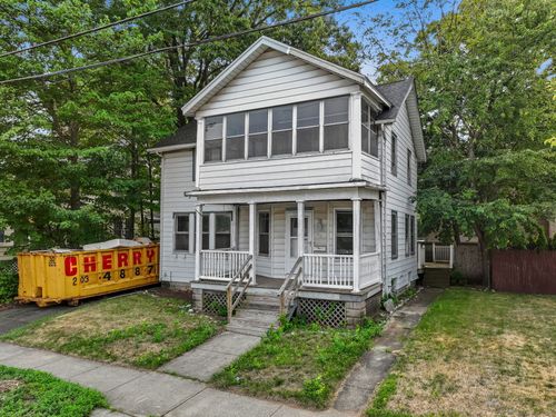 92 Martin St, West Haven, CT, 06516-5029 | Card Image