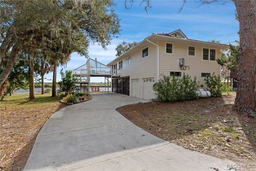 11996 W Bald Eagle Ct, Crystal River, FL, 34429-5276 | Card Image