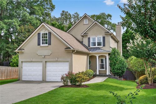 1327 Oaklawn Ave Ne, Brookhaven, GA, 30319-3154 | Card Image