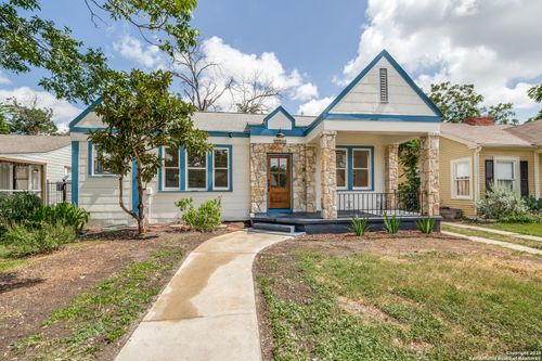 2007 W Mistletoe Ave, San Antonio, TX, 78201-5328 | Card Image