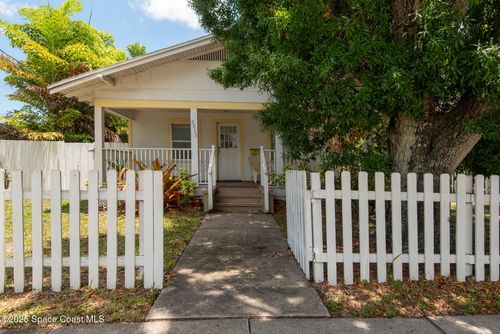 2013 Vernon Pl, Melbourne, FL, 32901-5440 | Card Image