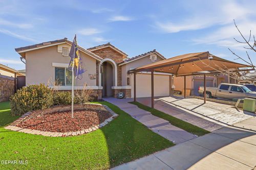 366 Saltford Dr, Horizon City, TX, 79928-6226 | Card Image