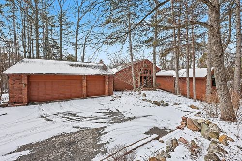 3730 Burns Ct, Ann Arbor, MI, 48105-3037 | Card Image