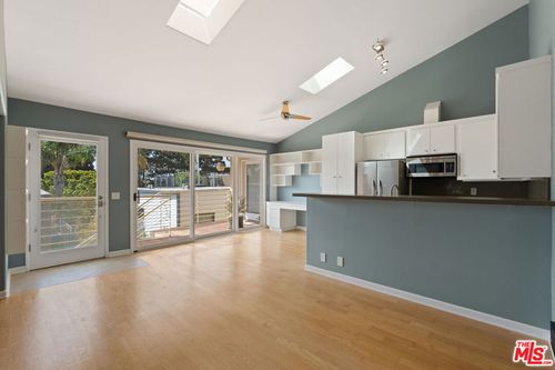7-2216 W 4th St, Los Angeles, CA, 90013 | Card Image