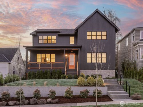 6807 54th Ave Ne, Seattle, WA, 98115-7752 | Card Image