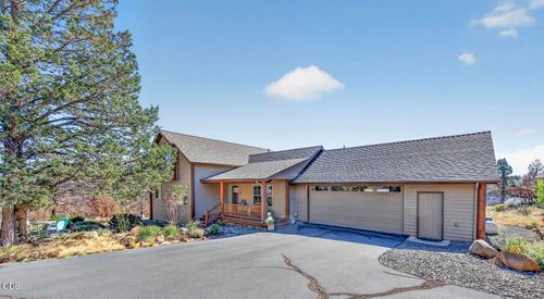 17555 Mountain View Rd, Sisters, OR, 97759-9200 | Card Image