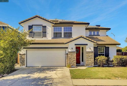 1401 Yosemite Cir, Oakley, CA, 94561-5221 | Card Image