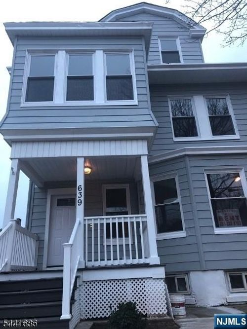 639-637-639 Parker St, Newark, NJ, 07104-2221 | Card Image