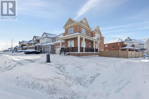 47 Dass Drive E, Centre Wellington (Fergus), ON, N1M0H1 | Card Image