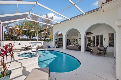 8075 Se Governors Way, Hobe Sound, FL, 33455-3983 | Card Image