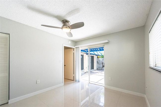 574 - 574 Nw 97 Th Ave, Townhouse with 3 bedrooms, 3 bathrooms and null parking in Plantation FL | Image 9