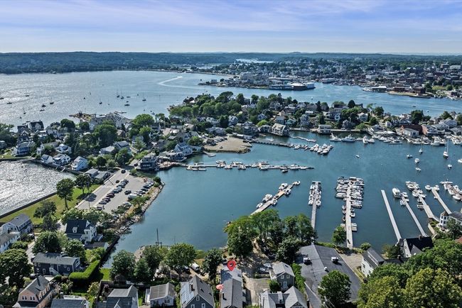 APT-3 - 4 Fisherman Way, Condo with 2 bedrooms, 1 bathrooms and null parking in Gloucester MA | Image 35