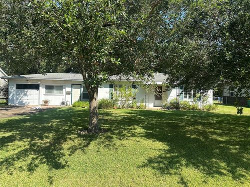 2412 Meadow Ln, La Marque, TX, 77568-5347 | Card Image