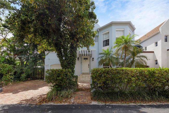 2 - 3154 Peachy St, Townhouse with 3 bedrooms, 3 bathrooms and null parking in Coconut Grove FL | Image 15