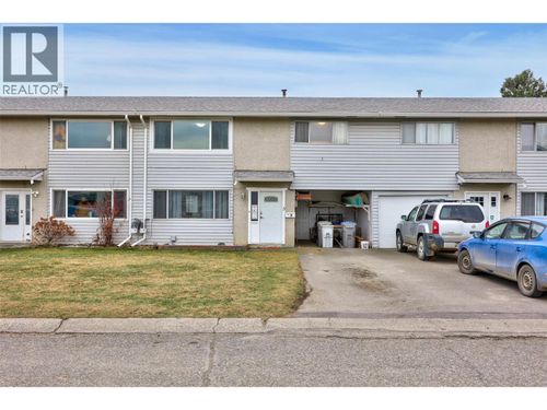3-800 Valhalla Dr, Kamloops, BC, V2B1R8 | Card Image