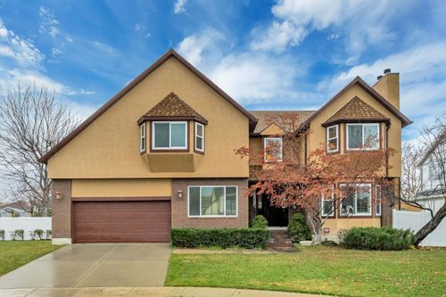 1972 E Everleigh Cir, Sandy, UT, 84093-7054 | Card Image