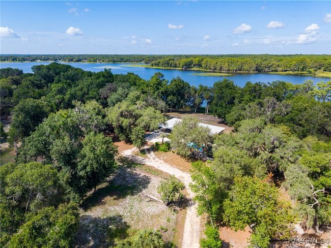 5870 N Briarcliff Ter, House other with 3 bedrooms, 3 bathrooms and 2 parking in Hernando FL | Image 53