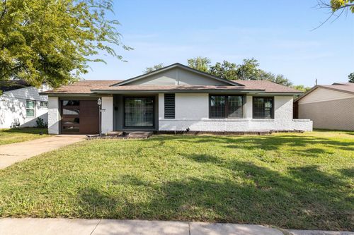 2030 Balla Way, Grand Prairie, TX, 75051-3906 | Card Image