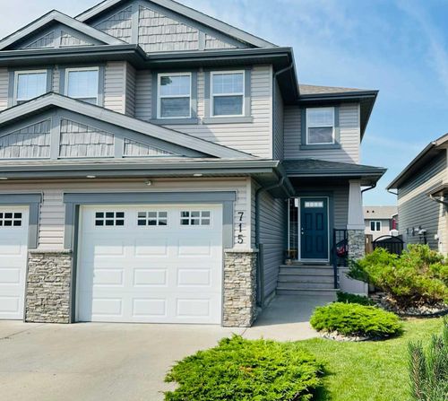 715 Silkstone Close W, Lethbridge, AB, T1J4B9 | Card Image