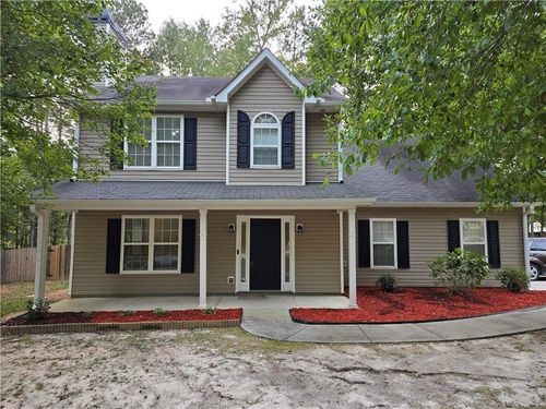 7001 Greenridge Dr, Loganville, GA, 30052-4669 | Card Image