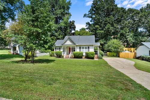 103 Kestrel Ct, Taylors, SC, 29687-4807 | Card Image