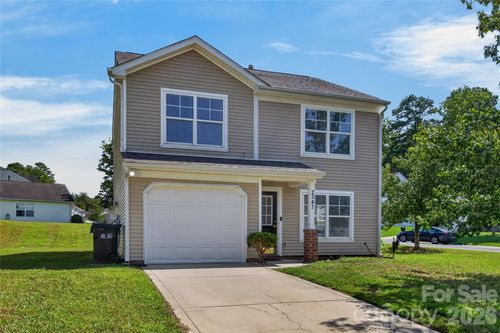 2047 Sonoma Valley Dr, Charlotte, NC, 28214-7703 | Card Image