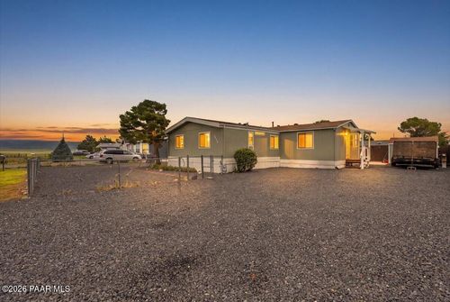 9139 E Manley Dr, Prescott Valley, AZ, 86314-7173 | Card Image