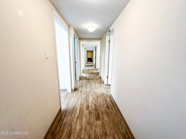 JeffDavis hallway | Image 21