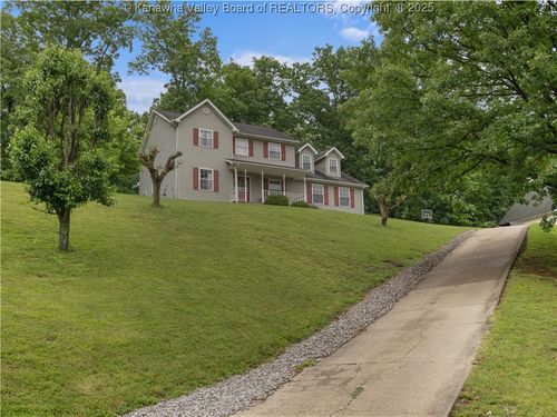 29 Ridgeview Dr, Sissonville, WV, 25320-9775 | Card Image