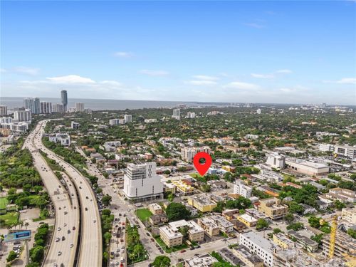 471 & 719 Sw 8th St, Miami, FL, 33130-3310 | Card Image