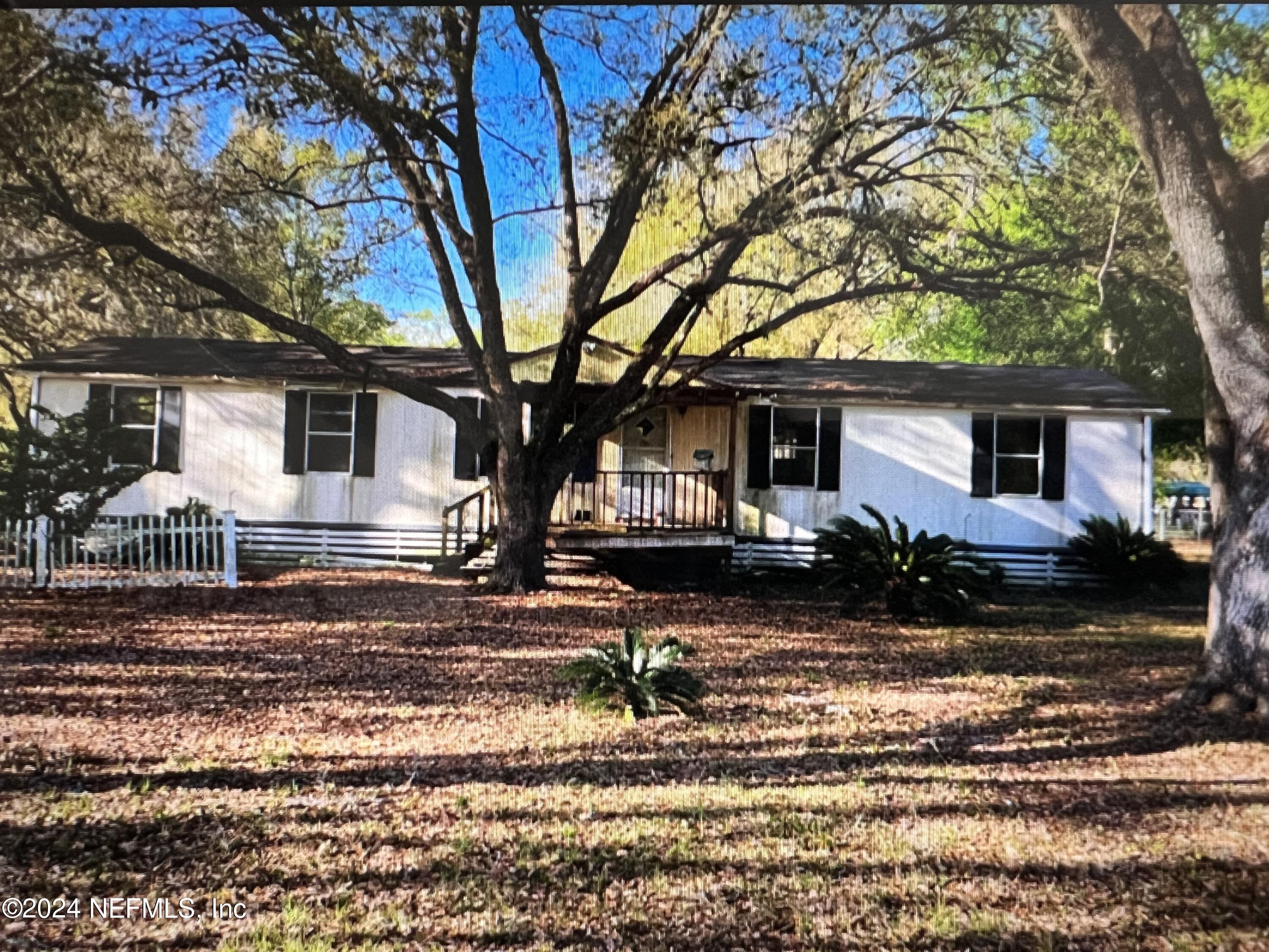 Sesame St, Middleburg, FL 32068