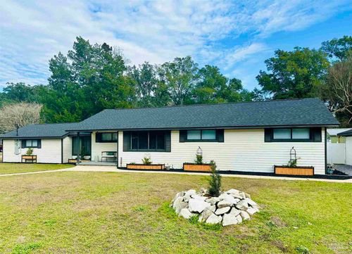 7760 Stark Ave, Pensacola, FL, 32514-6340 | Card Image