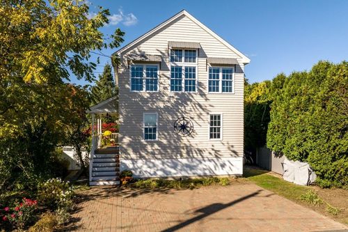 37 Cedar Point Rd, Durham, NH, 03824-3306 | Card Image