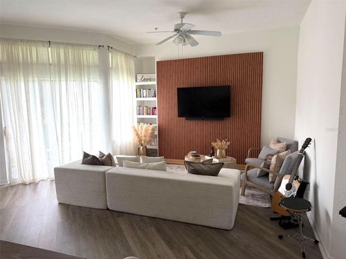 127-7360 Westpointe Blvd, Orlando, FL, 32835-6193 | Card Image