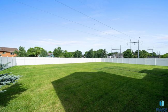 3101 S Dubuque Ave, House other with 4 bedrooms, 3 bathrooms and null parking in Sioux Falls SD | Image 5
