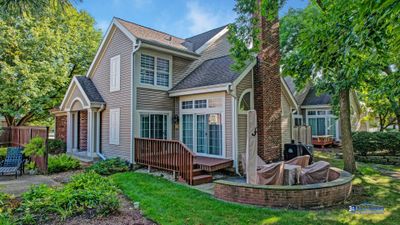 1904 N Windham Court, House other with 3 bedrooms, 2 bathrooms and 2 parking in Arlington Heights IL | Image 3