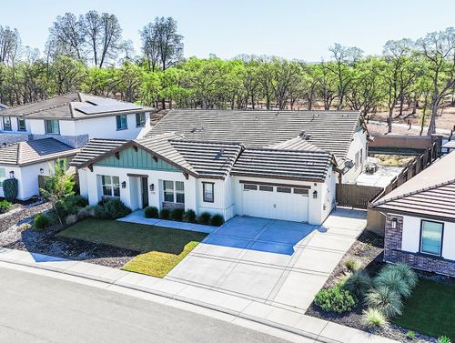 2135 Pinehurst Dr, Lincoln, CA, 95648-2645 | Card Image