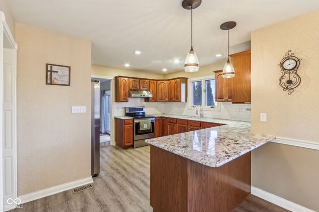 6878 Black Oak East Ct, House other with 3 bedrooms, 3 bathrooms and null parking in Avon IN | Image 15