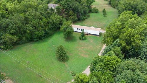 5713 Parks Rd, cumming, GA, 30041-4279 | Card Image