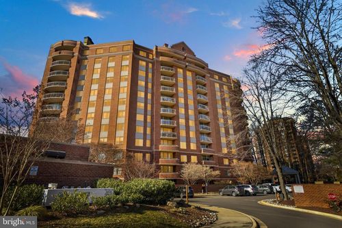 apt-201-5800 Nicholson Ln, ROCKVILLE, MD, 20852-2962 | Card Image