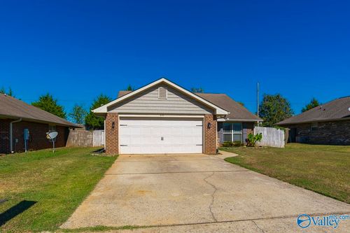 210 Fields Pond Dr, Madison, AL, 35756-8376 | Card Image