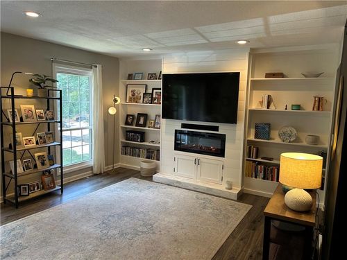 apt-f30-6851 Roswell Rd, Sandy Springs, GA, 30328-2419 | Card Image