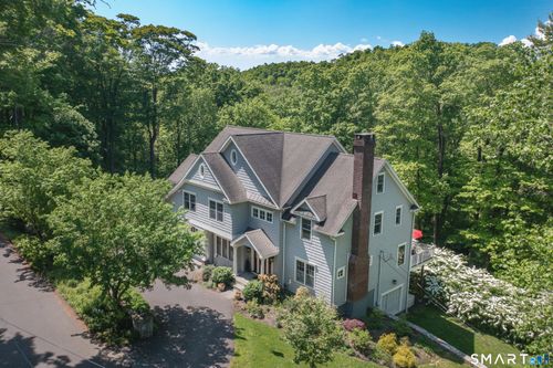 1 Spectacle Ln, Ridgefield, CT, 06877-5713 | Card Image