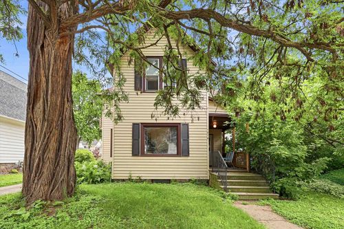 1010 N Division Street, APPLETON, WI, 54911 | Card Image