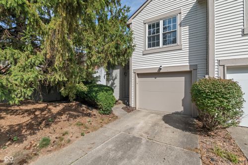 9593 Bay Vista West Dr, Indianapolis, IN, 46250-1490 | Card Image