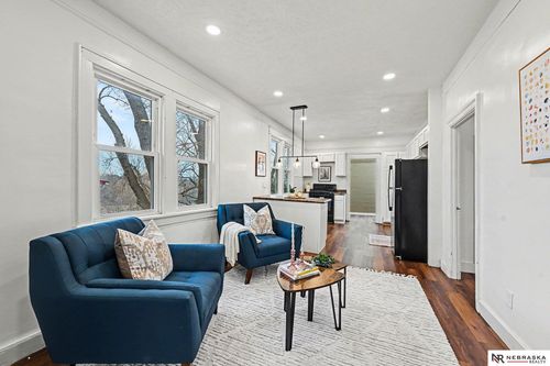 4507 S 15th St, Omaha, NE, 68107-2121 | Card Image