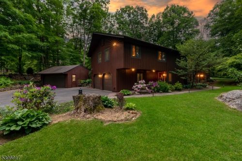 24 Church Rd, Hackettstown, NJ, 07840-5634 | Card Image